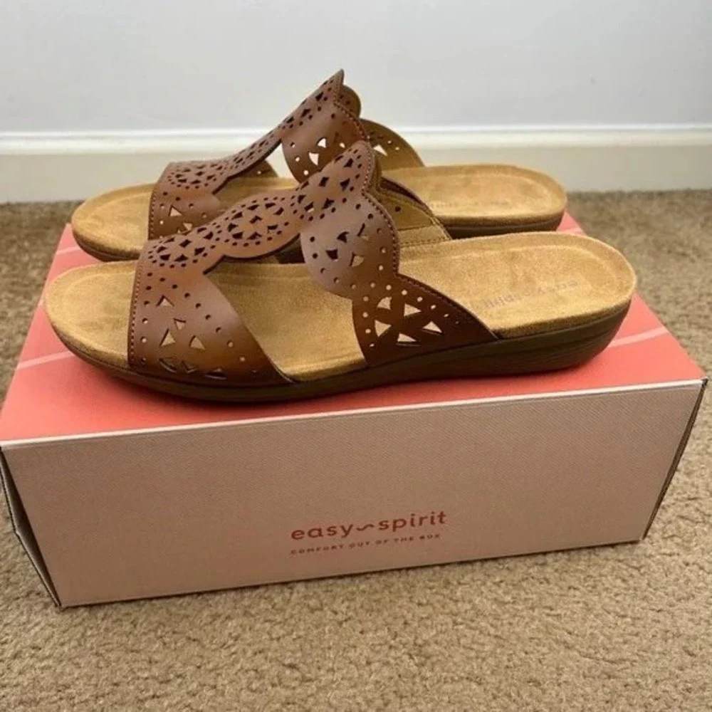Easy‎ Spirit Womens Med Brown Laser Cut Slide Sandals Low Wedge 9.5M/ S26233